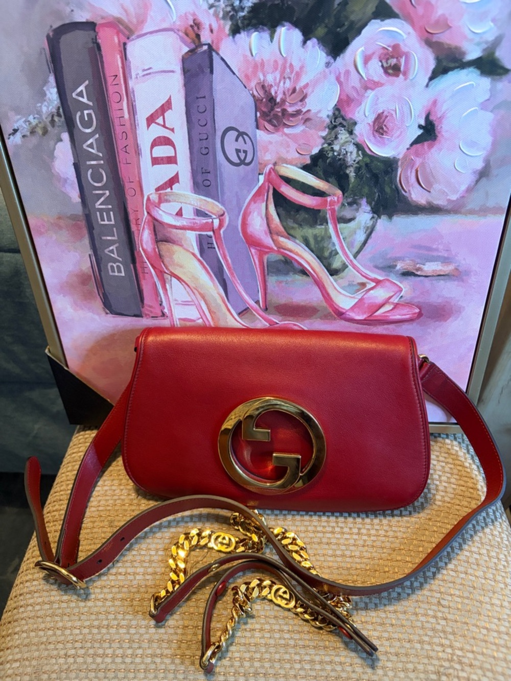 Gucci Red Leather Shoulder Bag with Gold Interlocking G